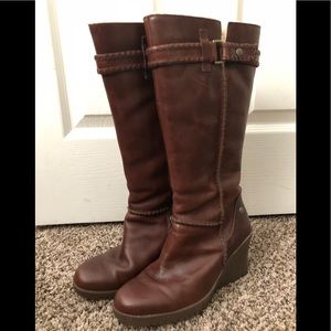 Ugh Wedge Side Zip Boots Cognac Brown